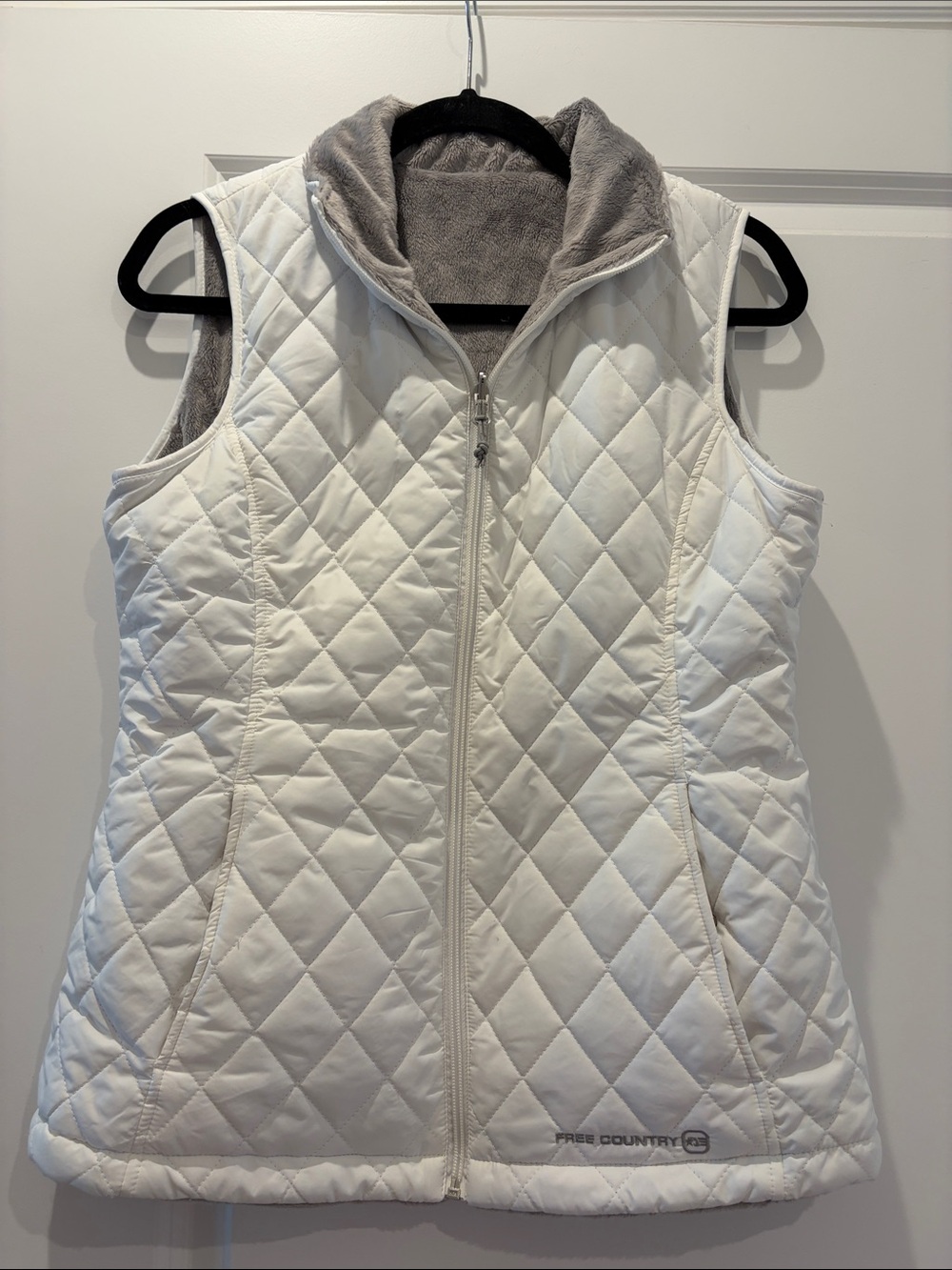 Free Country White Quilted Reversible Vest with Gray Lining